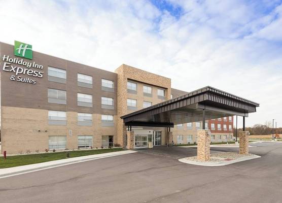 Holiday Inn Express & Suites AUBURN by IHG 1