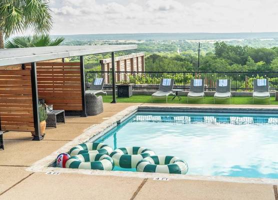Hillside Boutique Hotel 1
