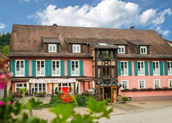 Gasthaus-Pension Zum Kreuz 1