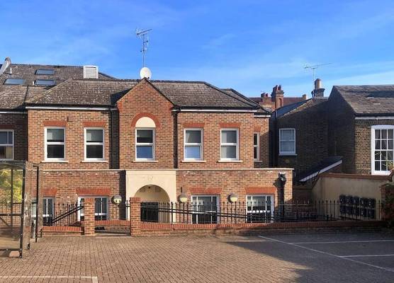 Richmond Ibis House Apartments by Viridian Apartments 1