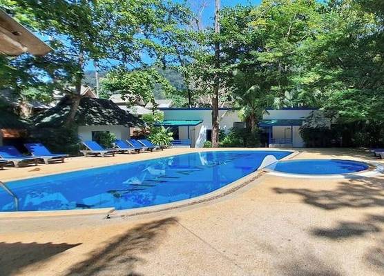 Lanta Island Resort 1
