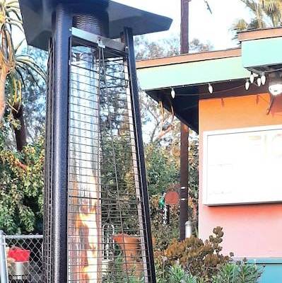 HARRY'S MAN CAVE - A Vintage Motel on the Historic 395 route - The New Star Motel Experience 1