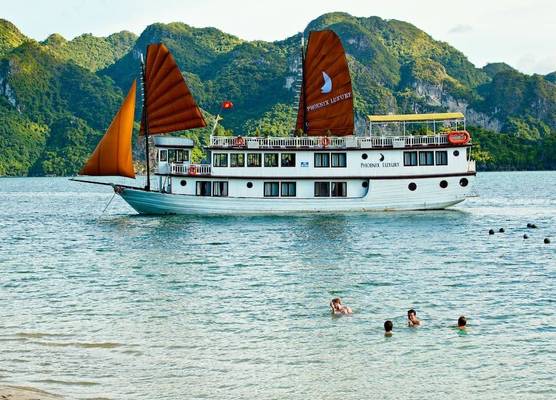 Halong Phoenix Cruiser 1