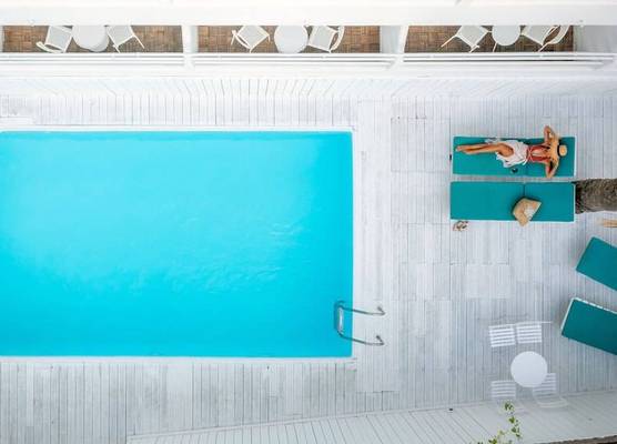 Azure Mare Hotel 1