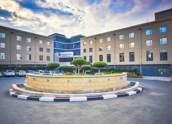 Holiday Inn Express SANDTON - WOODMEAD by IHG 1