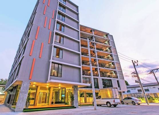 B2 Phuket Boutique & Budget Hotel 1