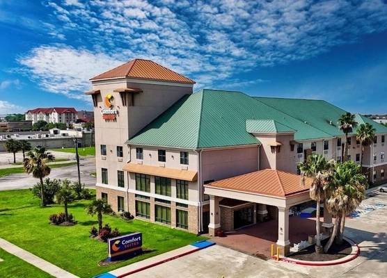 Comfort Suites near NASA - Clear Lake 1