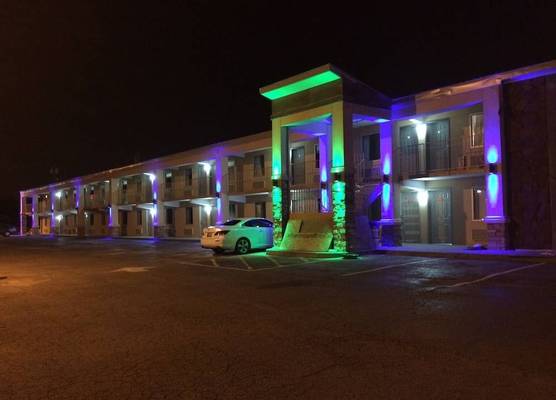 Lotus Inn and Suites Nashville 1
