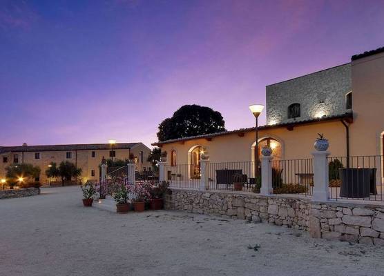 Artemisia Resort 1