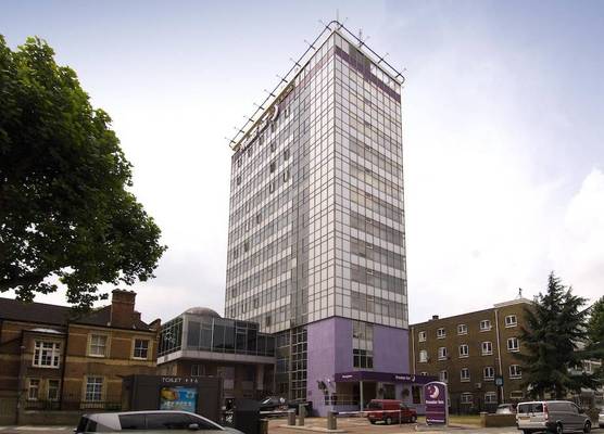 Premier Inn London Hammersmith - Ravenscourt Park 1