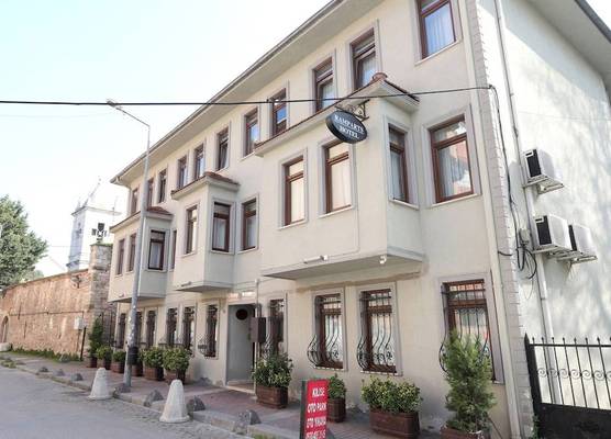 Ramparts Hotel 1