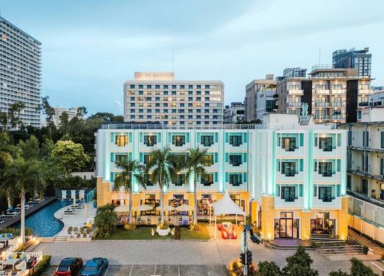 Wave Hotel Pattaya 1