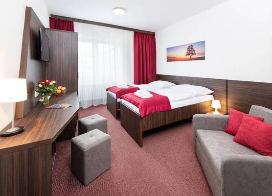 Hotel Plus 1