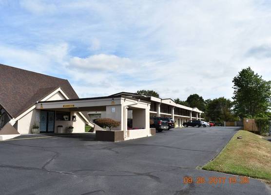 MHO Hotel Bordentown 1
