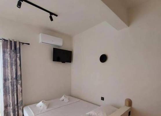 Chavalon Apartments 1