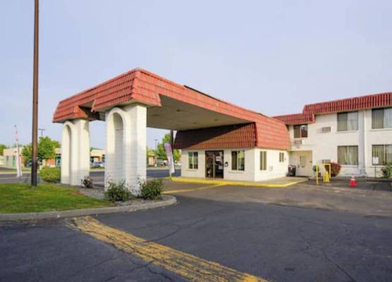 Hermiston Inn & Suites 1