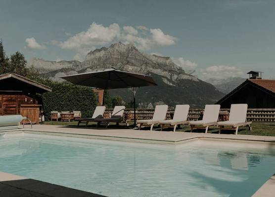 Hôtel Les Roches Fleuries 1
