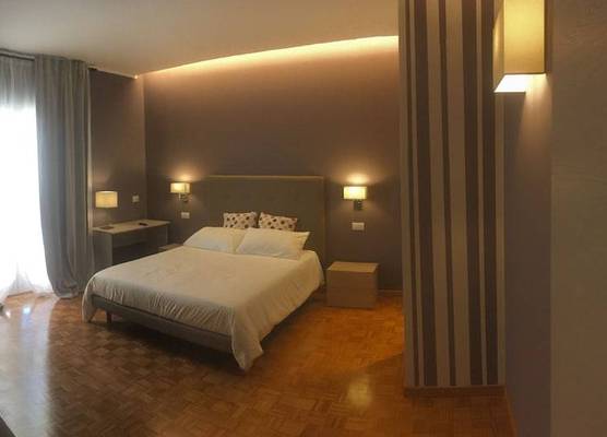 Robin Rooms 1
