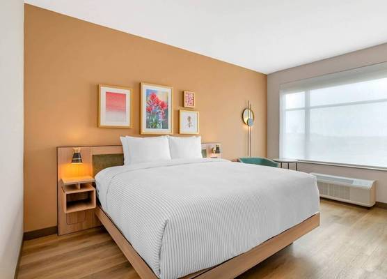 Cambria Hotel Euless - DFW Airport South 1