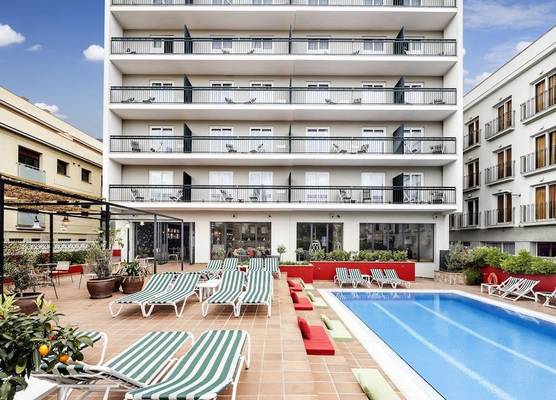 AQUA Hotel Bertran Park 1
