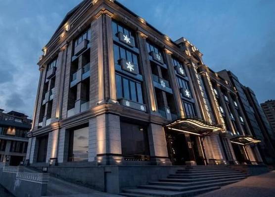 Aghababyan's Hotel 1