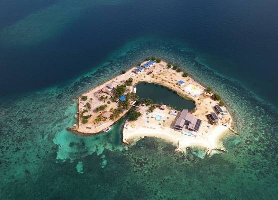 Bullock Island, Belize 1