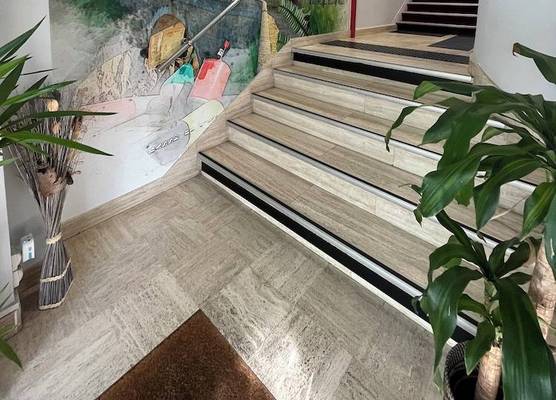 Cit' Hôtel Agena 1