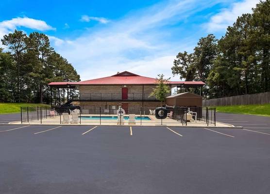 Econo Lodge Martin 1