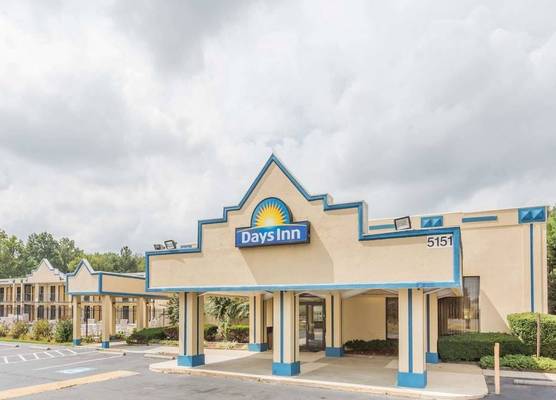 Days Inn by Wyndham Camp Springs Andrews AFB 1
