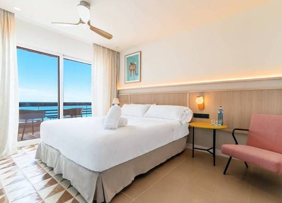 Akquaaa Boutique Hotel 1
