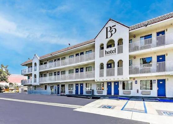 Hotel B5 Watsonville, CA - Monterey Area 1