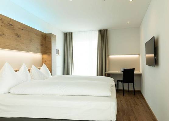 TRIP INN JET HOTEL Zürich Airport 1