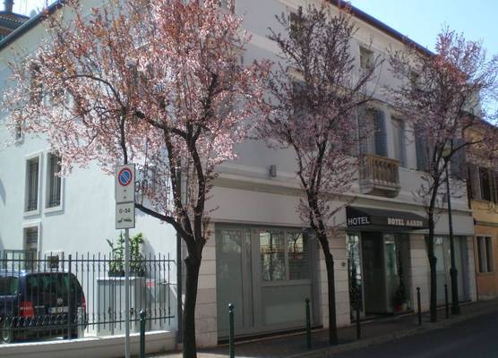 Hotel Aaron 1