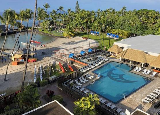 Courtyard by Marriott King Kamehameha's Kona Beach Hotel 1