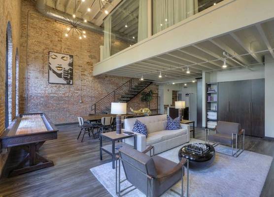 Studio 154 Hotel 1