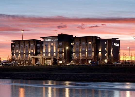 Fairfield Inn & Suites by Marriott Airdrie 1