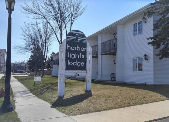 Harbor Lights Lodge 1