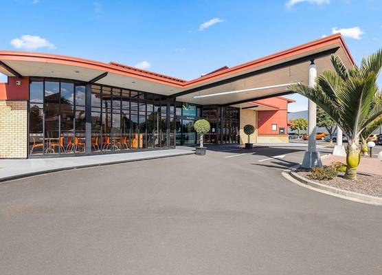 Quality Hotel Lincoln Green 1