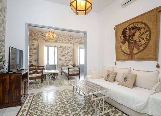 Naxos Center Houses 1