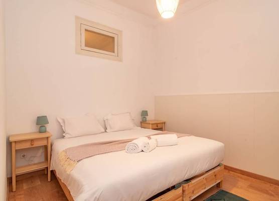 Spacious Apartments in Anjos by LovelyStay 1