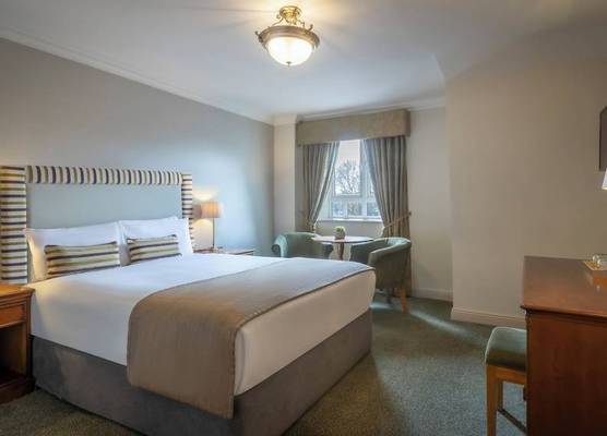 Bracken Court Hotel 1