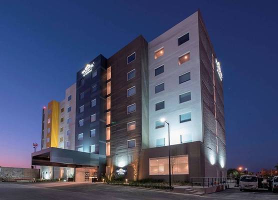 Microtel Inn & Suites by Wyndham San Luis Potosi 1