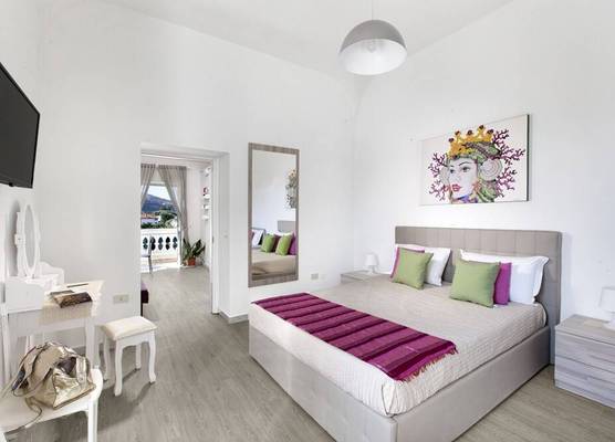 Estate4home- Villa Lina 1
