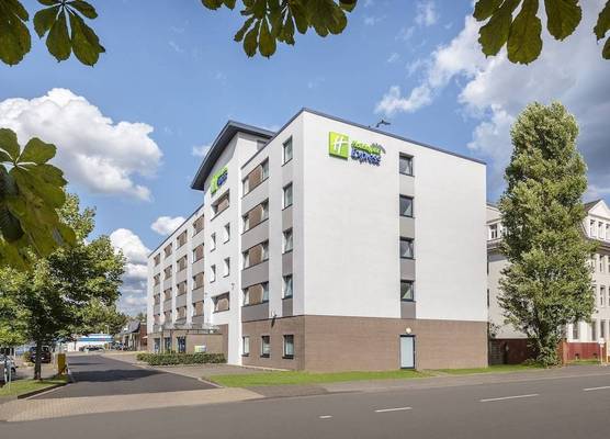 Holiday Inn Express COLOGNE - MUELHEIM by IHG 1
