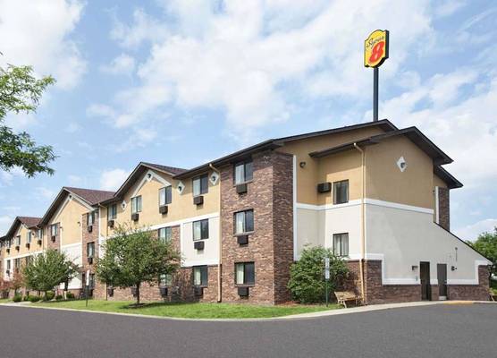 Super 8 by Wyndham Canton/Livonia Area 1