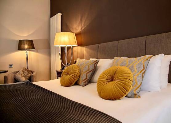 The Enniskillen Hotel and Motel 1