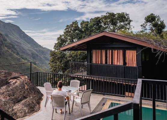 Ella Deck Resort 1