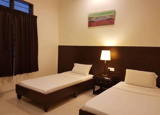 Perhentian Tivoli Inn 1