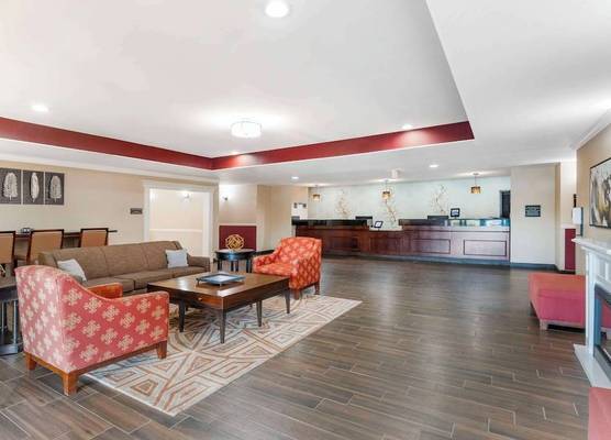 Best Western Plus Burleson Inn & Suites 1