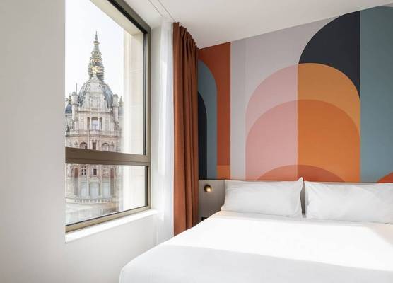 B&B HOTEL Antwerpen Centrum 1
